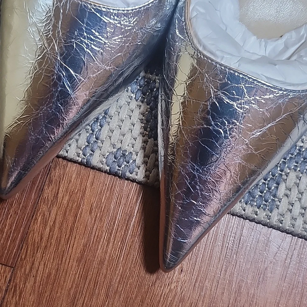 MICHAEL Michael Kors Silver Flats - Picture 4 of 4